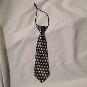 NEW SMALL SKULLS TIE